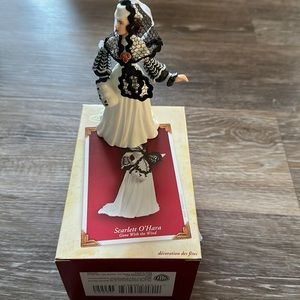 Hallmark Scarlett O’Hara ornament